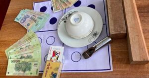 Chơi xóc đĩa offline