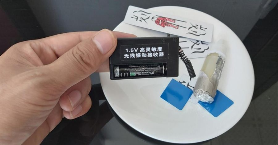 Dụng cụ được sử dụng để xóc đĩa bịp